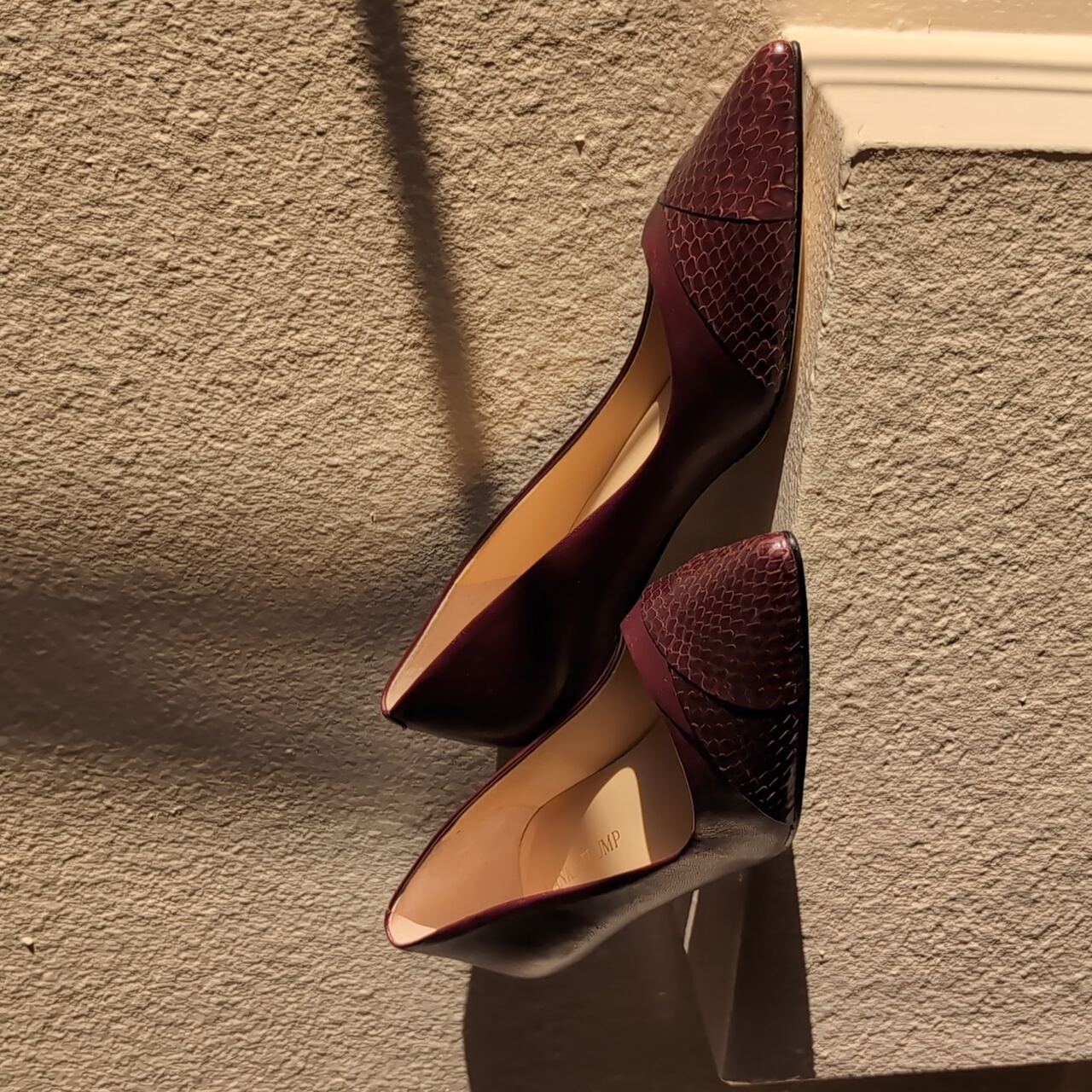 Ivanka Trump - Maroon Kitten Heels 7m - Red